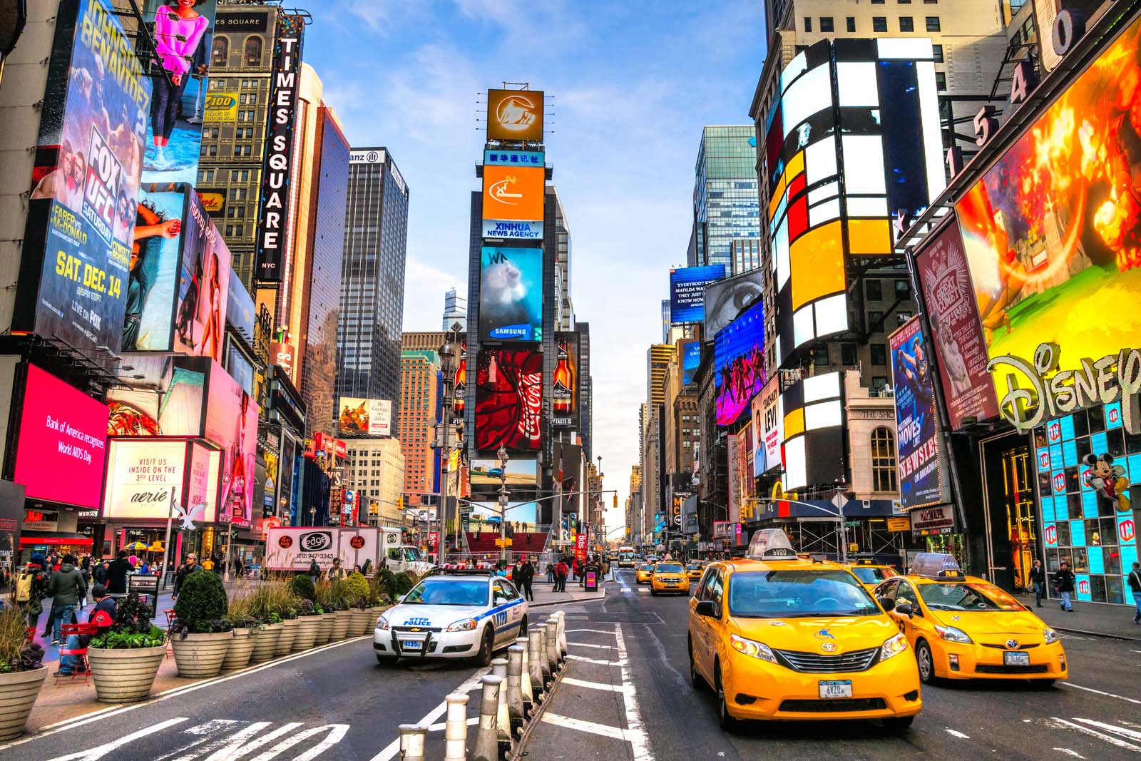 Kakvo e brigada-new-york Защо да избереш Usit Colours за своя work and travel. ИЗбери ни и посети Ню Йорк с най-добрата оферта.