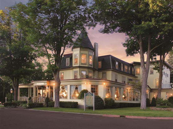 Staffords Bay View Inn