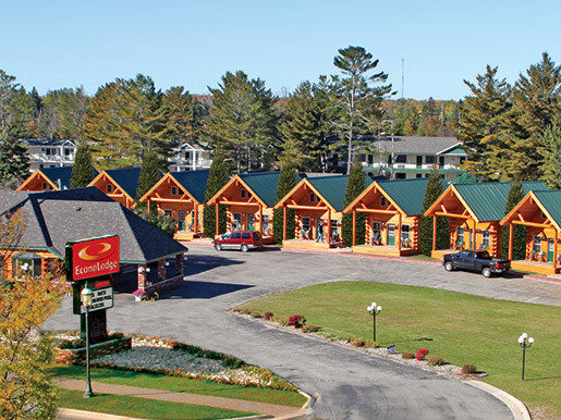 Mackinaw Hotel Management Econo Lodge Bay View