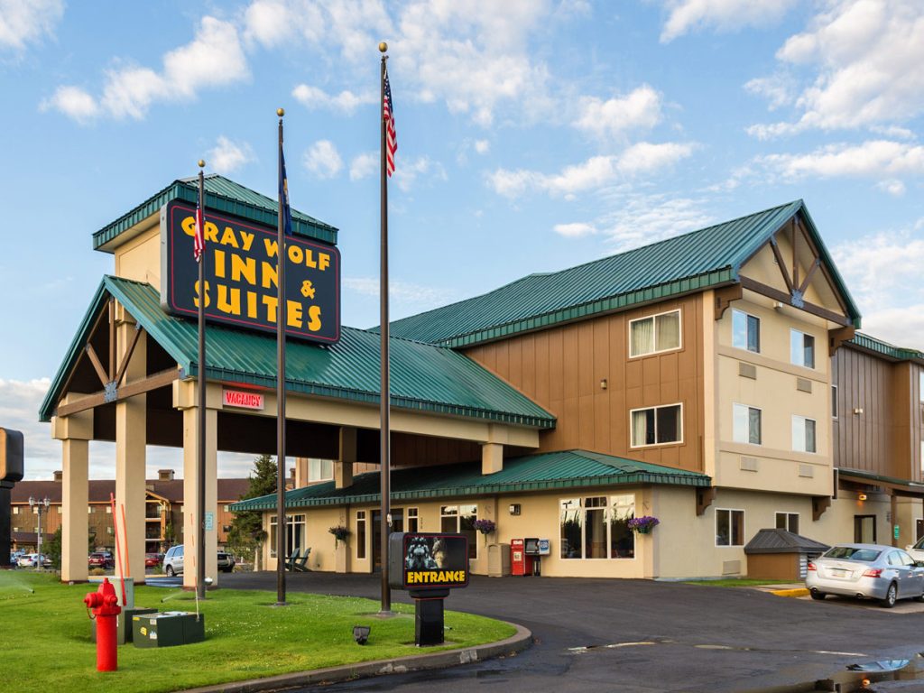 Delaware North Gray Wolf Inn and Suites